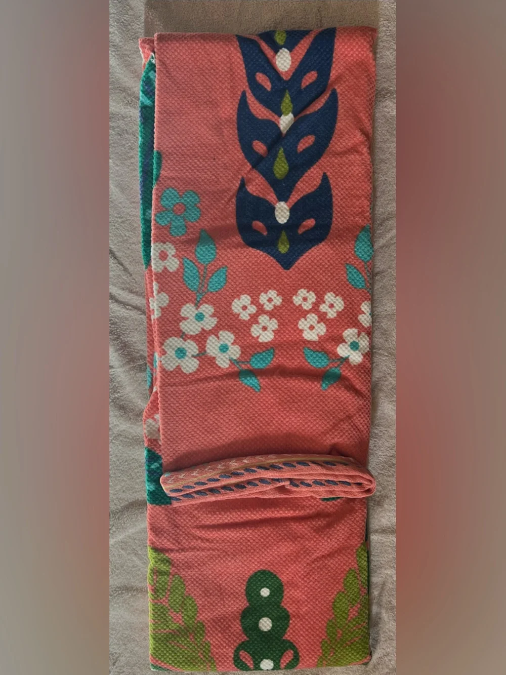 Ornate Palm Tree Beach Towel 🌴